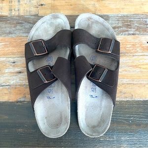 Birkenstocks - Arizona - Brown Suede size 42